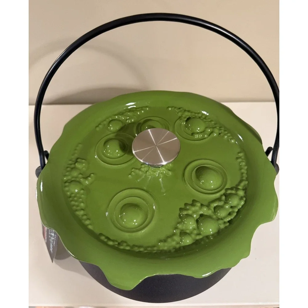 Smith & Clark 6QT Pre-Seasoned Cast Iron Cauldron Green Bubbling Lid Halloween